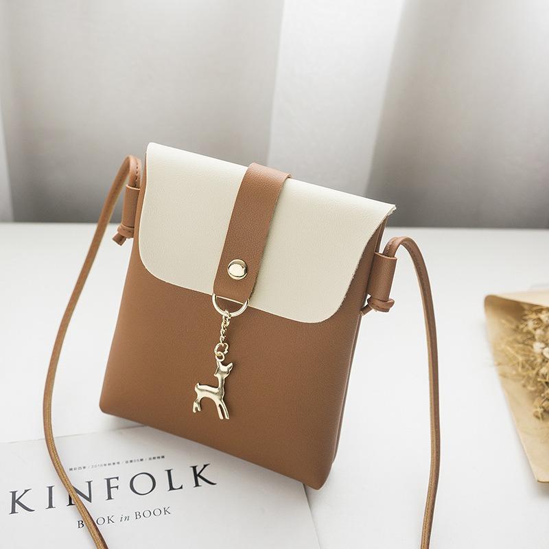 Delivery of new women's bags Korean version deer pendant women's shoulder oblique span bag Pinduoduo popular source