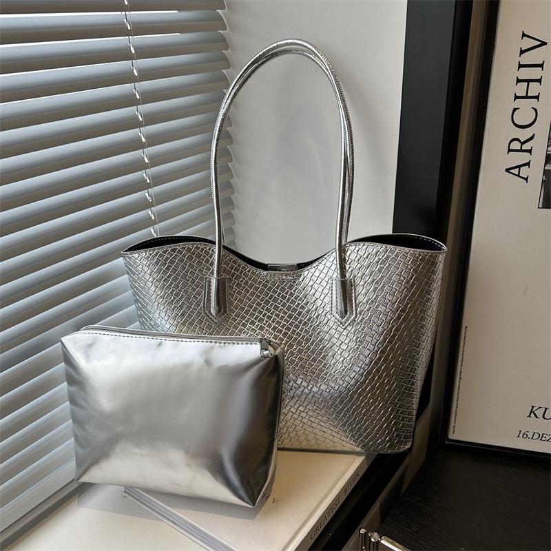 Simple Texture Tote Bag Large Capacity Mother and Child Bag Retro Solid Color Portable Shoulder Bag Trendy Versatile Underarm Women's Bag