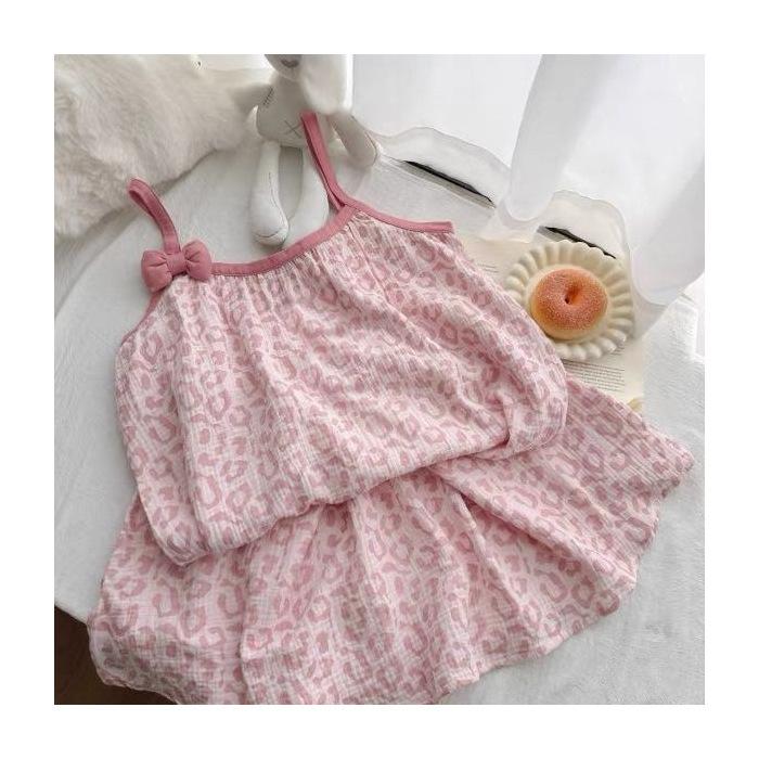 

Popular pink leopard print suspender nightdress women s pajamas bark Zou summer pure desire wind student large size loungewear outer wear 160(M)