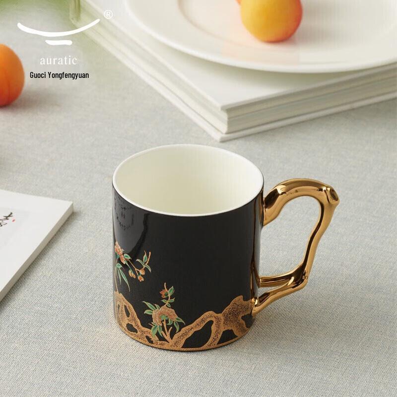 Yongfengyuan Madam Porcelain Pomegranate Mug