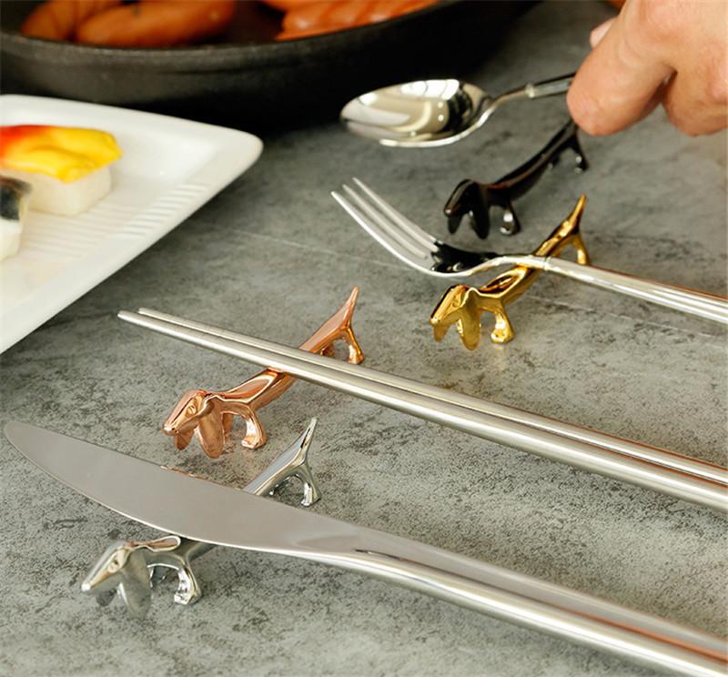 Creative Animal Dog Chopsticks Holder Cutlery Bracket Stainless Steel Chopsticks Rest Dinner Table Supplies Kitchen Accessories