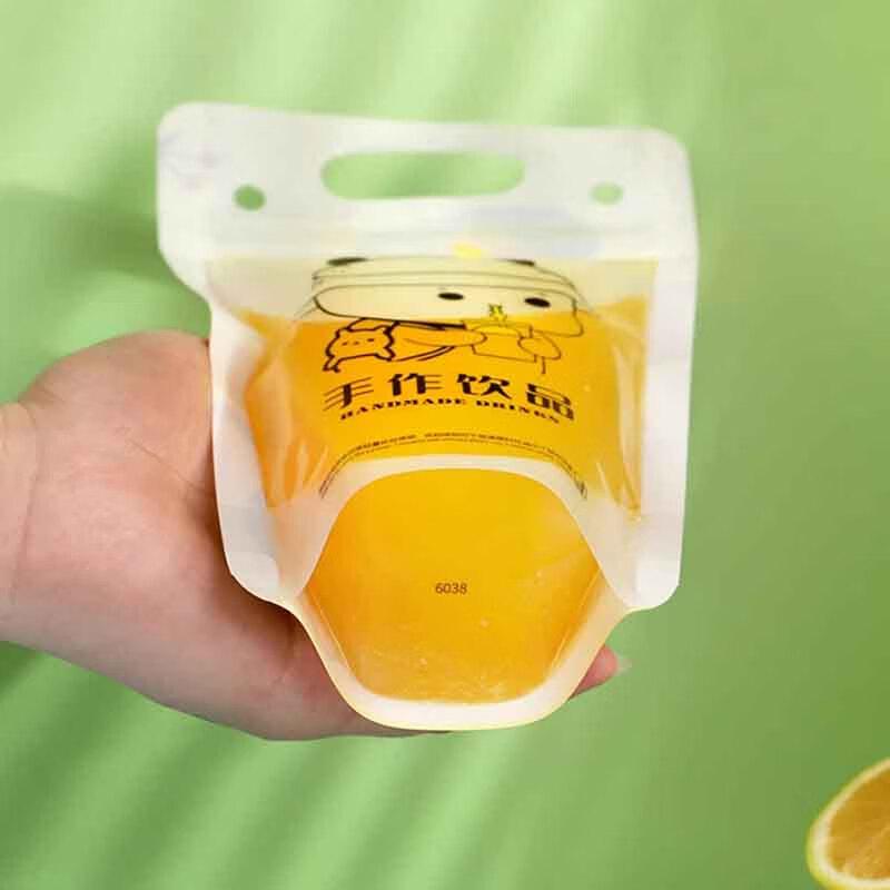 Disposable Self-Sealing Juice Pouches with Straws