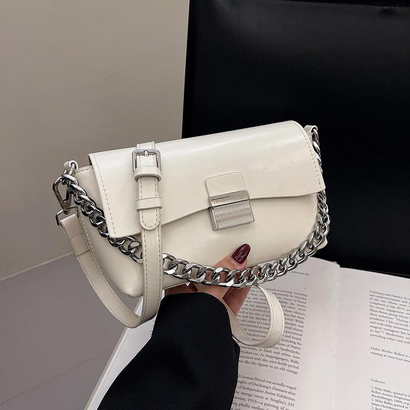 

Small bag women s new fashion versatile chain shoulder messenger bag casual small square bag