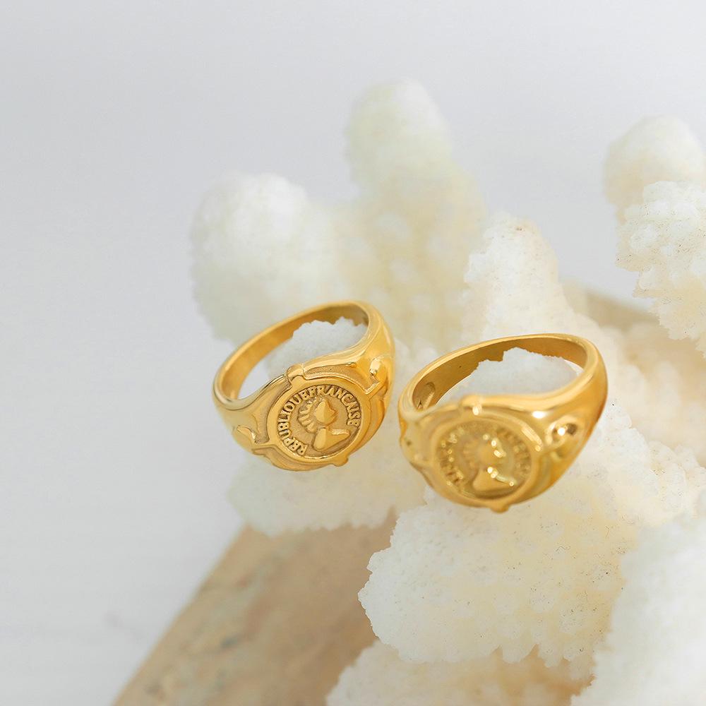 

Pink French Girl Portrait Ring - Fade-Resistant, Elegant, Fashionable Size 6