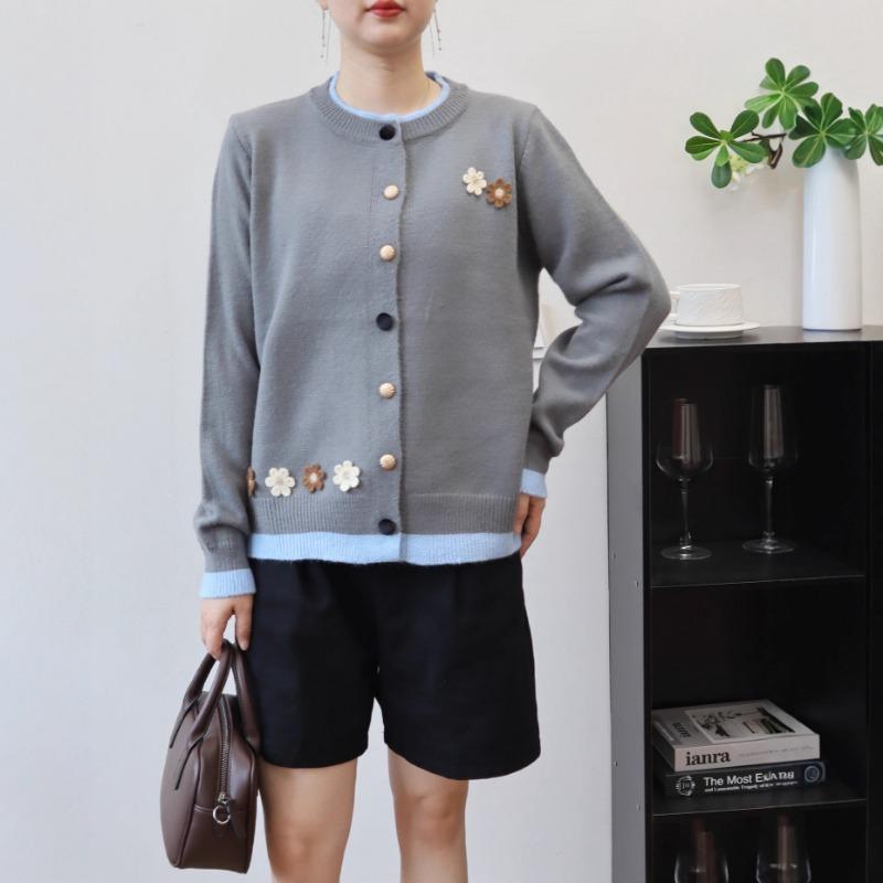 Three-dimensional Flower Crew Neck Knitted Cardigan Women's Autumn and Winter New Loose and Versatile Color Matching Sweater Jacket