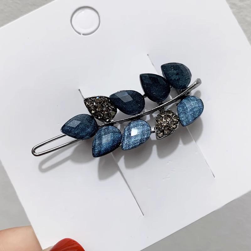 Elegant Blue Star Alloy Hair Clip - Minimalist Luxury Accessory
