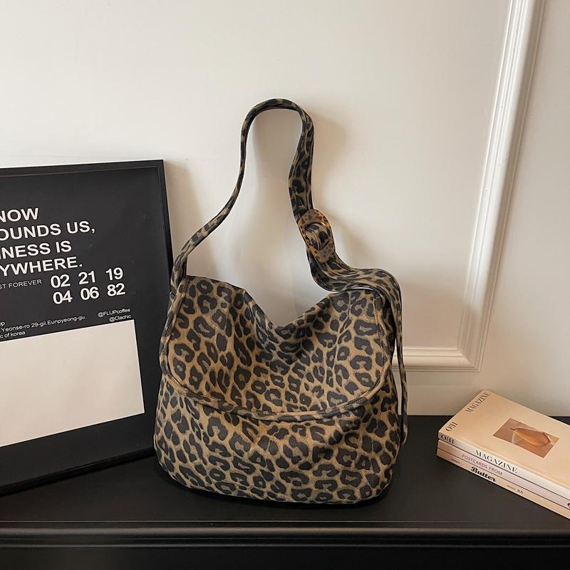 Leopard Print Shoulder Bag Women's Crossbody Bag Large Capacity Tote Bag Commuter Underarm Bag