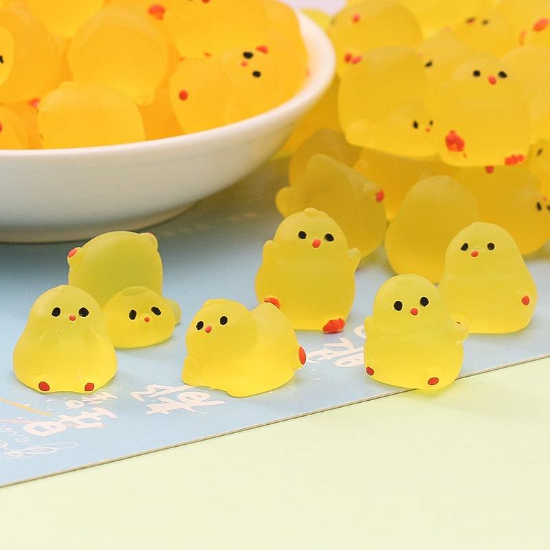 Mini Fluorescence Chicken Moss Toy Crafts Microlandscape Miniature Chick Figurines Children Gift Home Decor Accessories