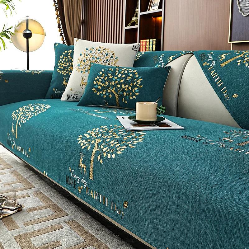 Диванная подушка с изображением большого дерева и маленького оленя — фото 3