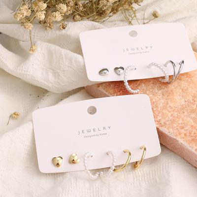 Fashion Cute Love Heart Stud Earrings Simple Small Hoop Earrings for Women