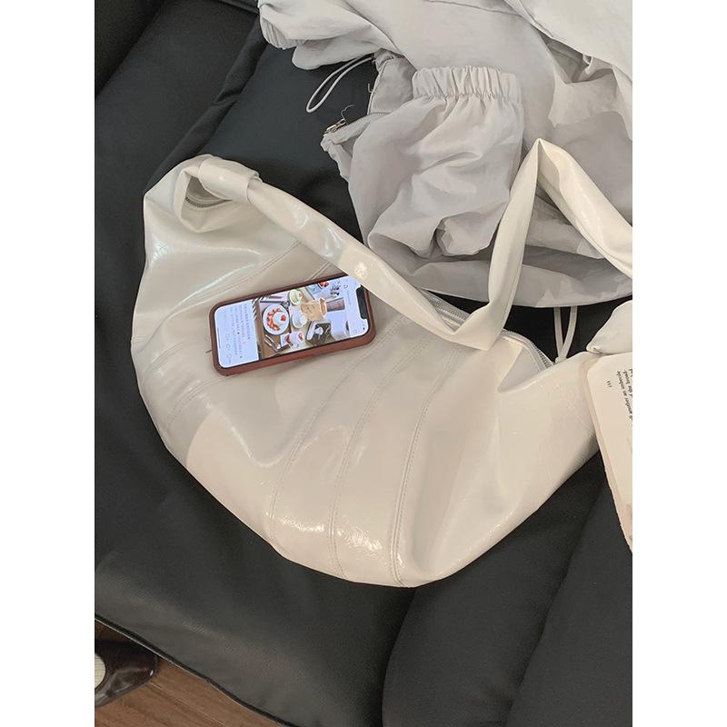 Retro Crossbody Bag Female Niche High-end Underarm Bag 2025 New Large-capacity Dumpling Bag Soft Shoulder Bag