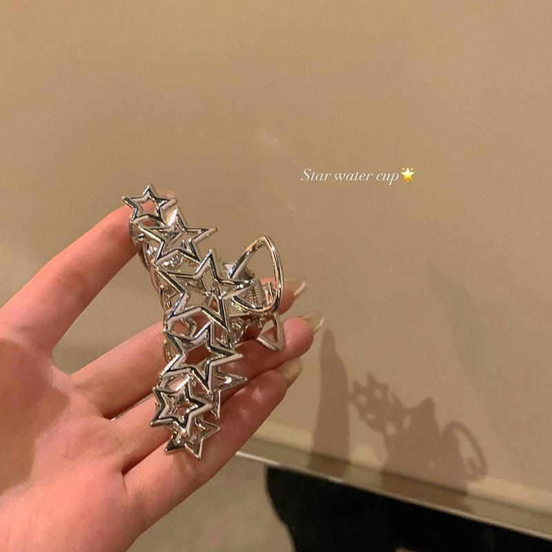 Clips de păr metalic elegant cu formă de rechin: Accesoriu de păr elegant, de înaltă calitate, pentru femei