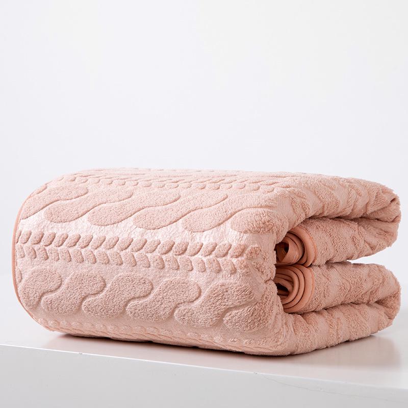 

Wavy Coral Fleece Absorbent Bath Towel - Soft and Customizable 70x140 cm