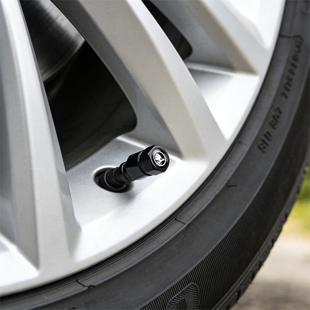 AHUQ1 New CCar Tire Valve Caps Auto Accessories For Skoda Rapid Fabia Octavia Yeti Superb RS Felicia VRS Scala VII Kodiaq Karop Kamiq