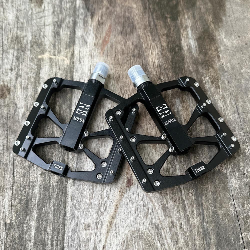 Mountain Bike Pedals, Non-Slip Bicycle Flat Pedals, MTB Pedals Wide Platform Pedals for Mountain Bike, BMX, Road Bike Pedals Pedal