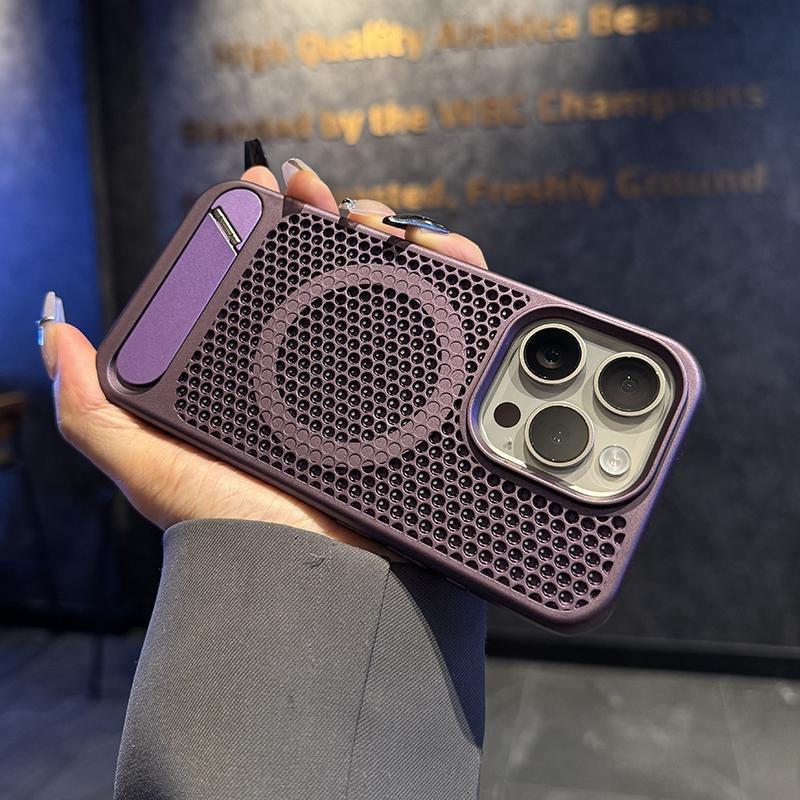 

New Metal Paint Magnetic Heat Dissipation Suitable Apple 17 Stand Phone Case IPhone 16 Promax Protective iPhone 11