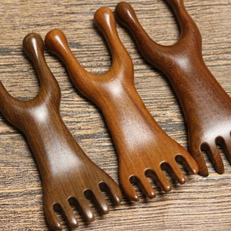 Sandalwood Five-Claw Scalp and Neck Massage Comb for Decompression Therapy