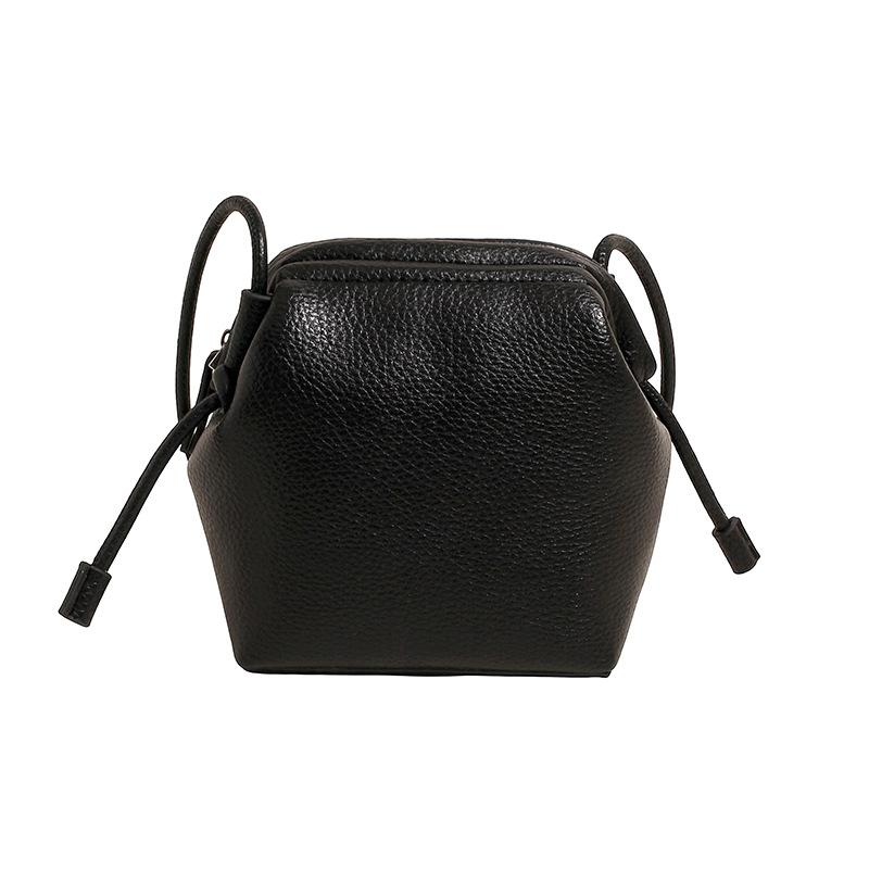 

Однотонная сумка Женская новая сумка через плечо Повседневная сумка для отдыха для поездок на работу Универсальная сумка-мессенджер чёрный