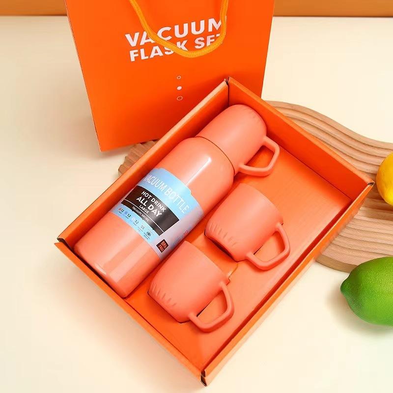 

Вакуумный термос, набор чашек 304, изолированная бутылка из нержавеющей стали, подарочный набор, офисная деловая кружка для кофе, портативные дорожные бутылки для воды 538ml оранжевый