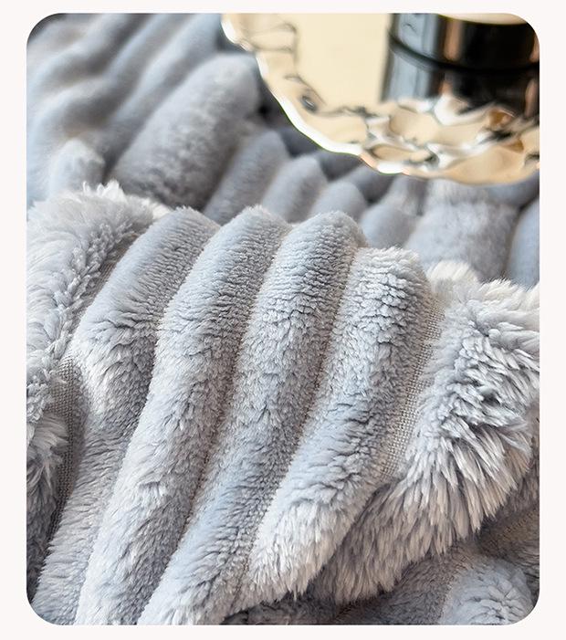 2025 Golden Turtle Velvet High-Weight Flannel Blanket - Double Size, Multifunctional, Luxurious Nap Blanket