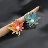 Hot-selling Maple Leaf Series Brooch Literary Temperament Fashion Maple Leaf Pin Leaf Brooch Brooch Brooch Accessories