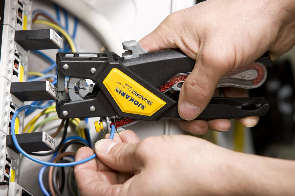 Quadro 4-in-1 Stripper Crimper Set