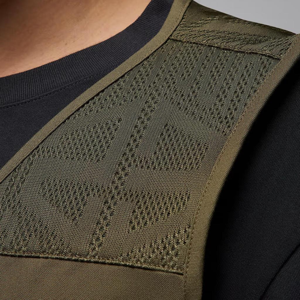 Jordan Essentials Casual Minimalist Fashion Vest Men vest Army-Green HF9327-222