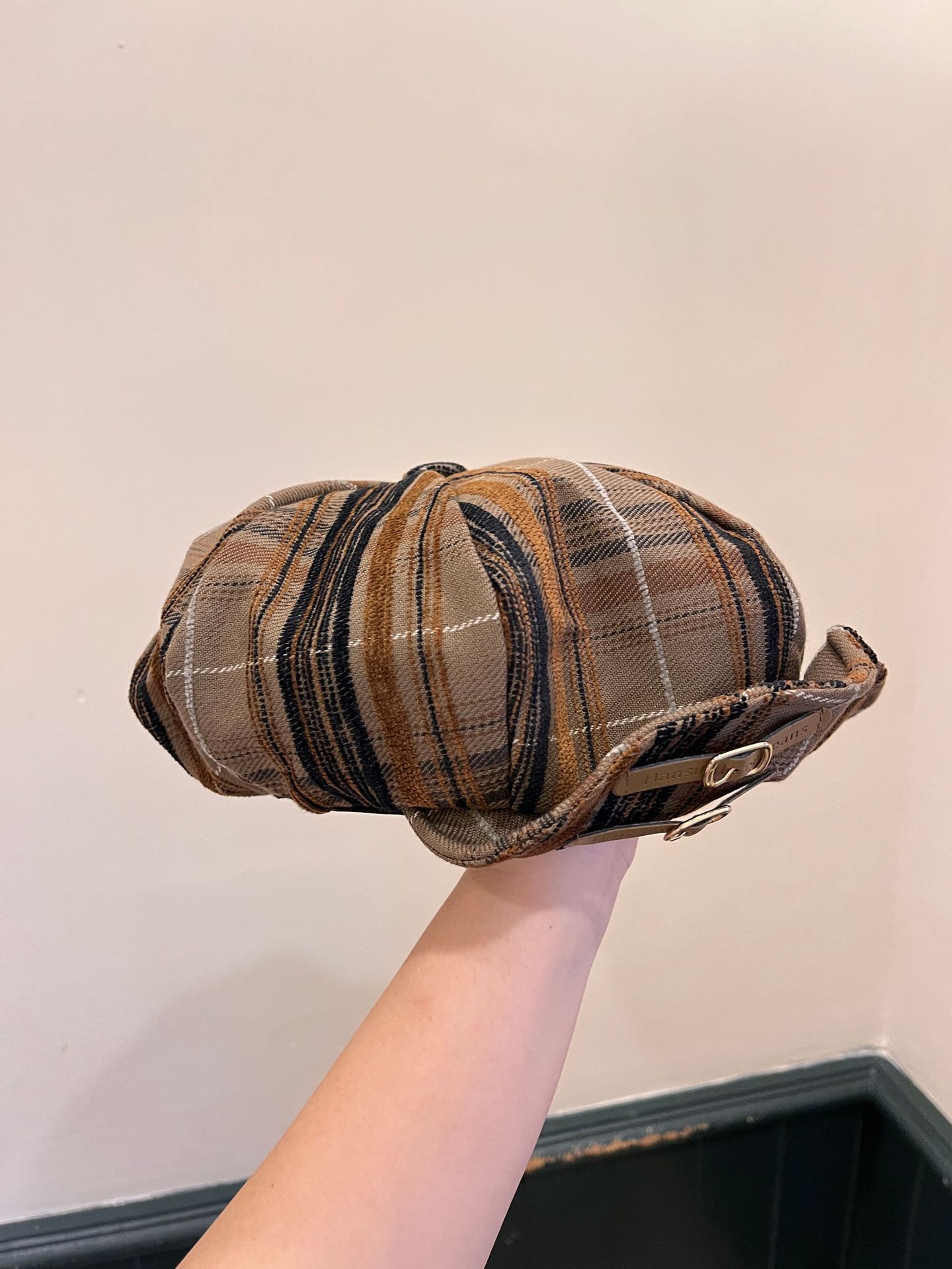 

Британская ретро-шотландка, восьмиугольная шляпа, женская, большая окружность головы, берет, модная кожаная кепка с пряжкой, шляпа художника-газетчика M（56-58cm） хаки