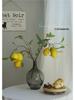 Composizione Floreale Fresca Stile Foresta con Rami di Limone per Decorazione Soggiorno o Vetrine