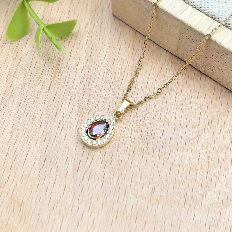 Elegant Women's T-Shaped Titanium Steel Necklace - Light Luxury Style Clavicle Jewelry