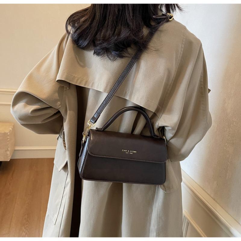 Retro Small Bag Women's Bag New Fashion Autumn and Winter Shoulder Messenger Bag High-end Portable Small Square Bag