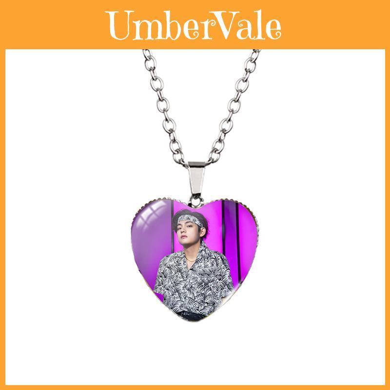 Hartvormige BTS-ketting voor fans: unieke hanger van legering met sprankelende edelstenen.