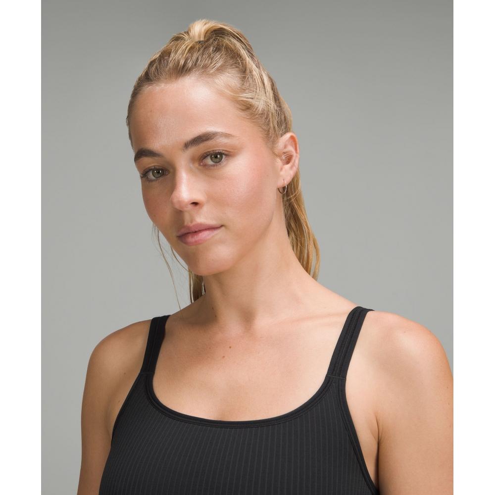 Lululemon EBB To Street SCoop NeCk Cropped Tank Top  Light Support  B C Cup BlaCk BlaCk