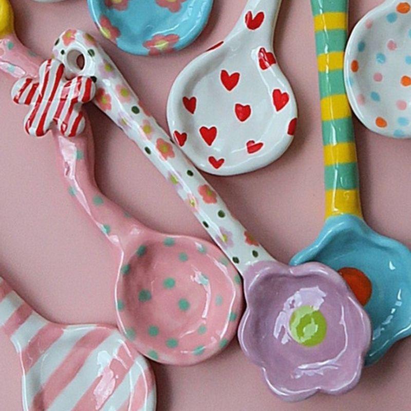 Deulkkot Ceramic Purple Flower Spoon