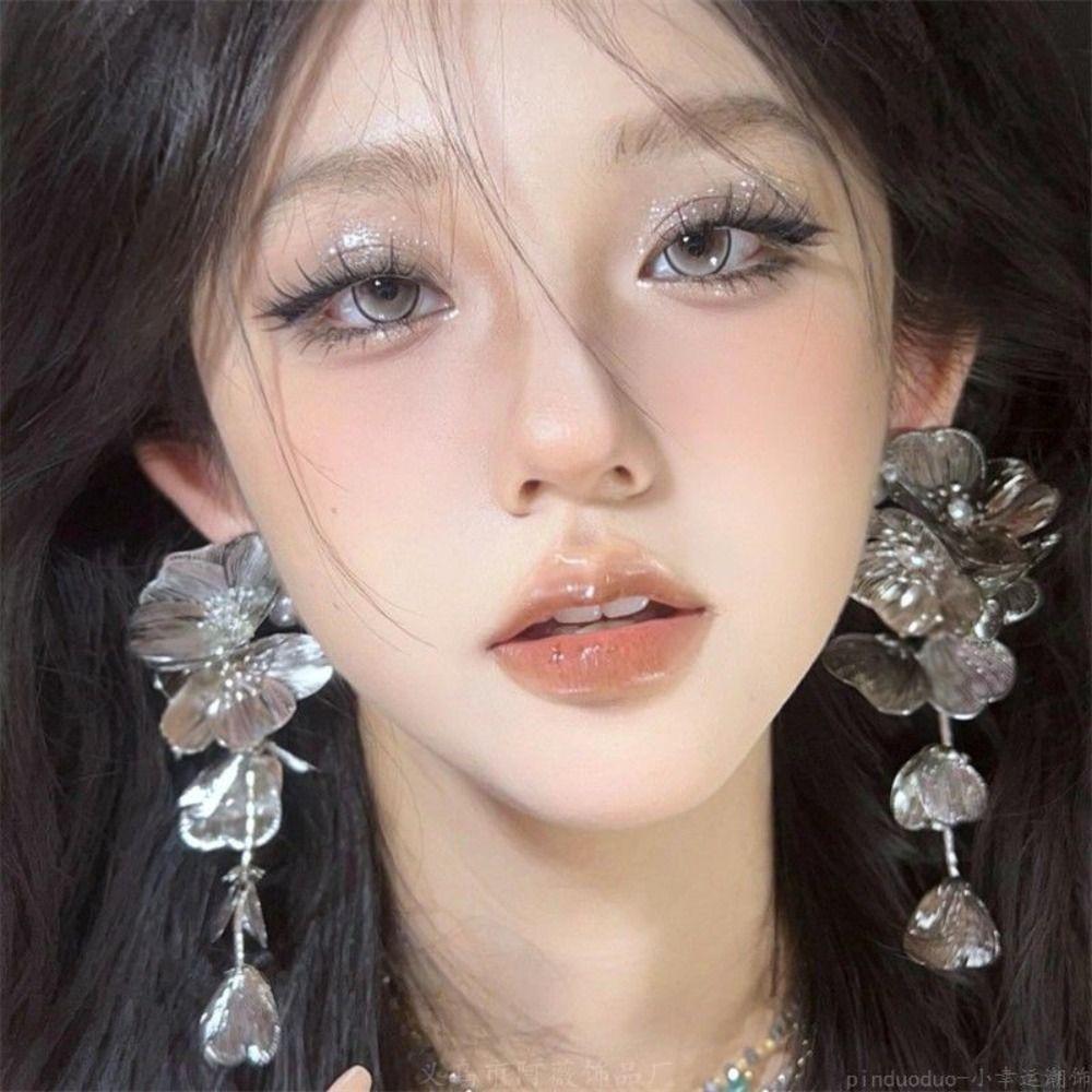 Golden Color Vintage Earrings Hollow Flower Tassel Earrings Elegant Hollow Earrings Women Jewelry