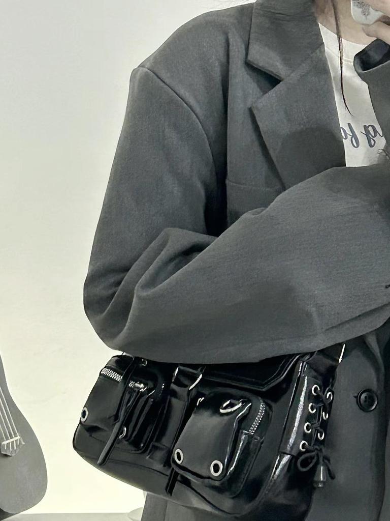 2024 Damen High-End Biker Baguette Tasche: Süßes, Cooles, Würziges Nischen-Schulter- oder Unterarm-Accessoire