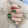 Modische einfarbige High-End-Kurznägel im europäischen Stil in Grün, die Ihre Haut heller aussehen lassen, gebrauchsfertige Nagelspitzen