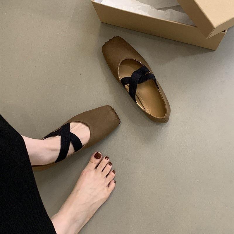 Square head shallow mouth single shoes women's spring and autumn new retro gentle ballet flat Mary Jane shoes