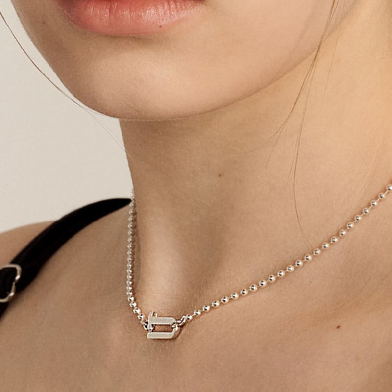 UNI.J [In517]Signature Logo Silver Necklace