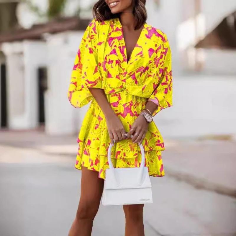 2025 Autumn V-Neck Loose Batwing Sleeve Printed Dress for Women