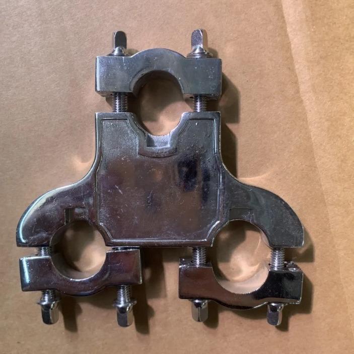 7-Drum Expansion Water Pipe Rack Clamp with Three-Eye Plate