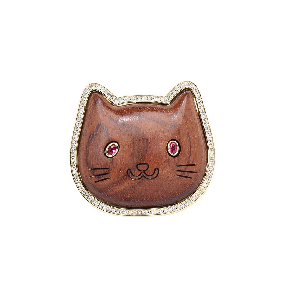 New Product Cute Versatile Wood Material Kitten Brooch Simple Cartoon Animal Cat Head Pin Coat Accessories Women