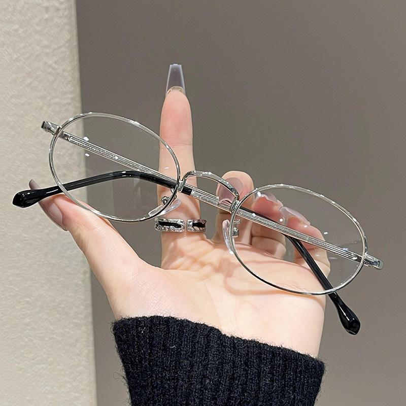 

Bright Silver Myopia Glasses Elliptical Metal Eyeglass Frame Flat Light Glasses with Anti Blue Light Style 0 -0.5 -1.0 -1.5~-4.0 0 серебряный
