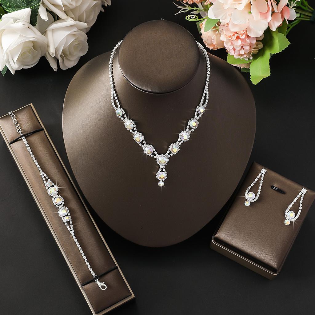 Elegant Bridal Necklace Earrings Bracelet Three Sets New Simple Trend Claw Chain Jewelry Set Women
