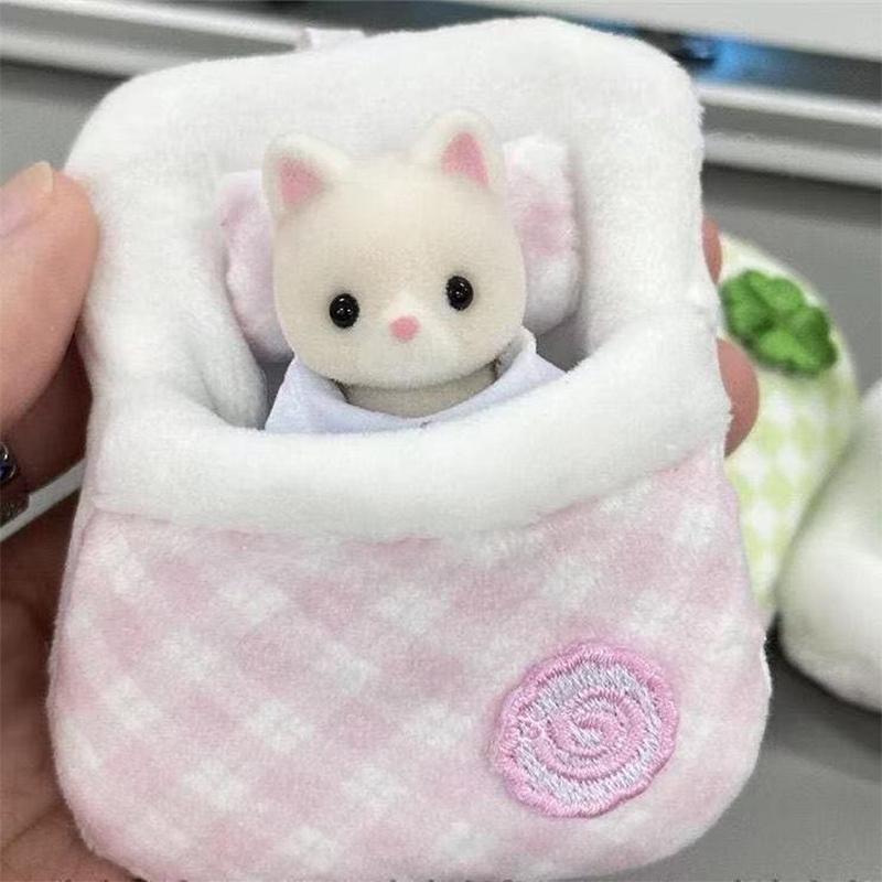 Cute Plush Anime Animal Doll Four-Leaf Clover Quilt Mini Doll Sleeping Bag Doll Small Quilt