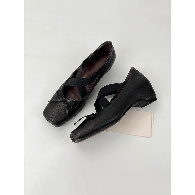 Sheepskin version~ inner height increase ballet shoes women's 2025 new pig nose bow temperament single shoes comfortable Mary Jane