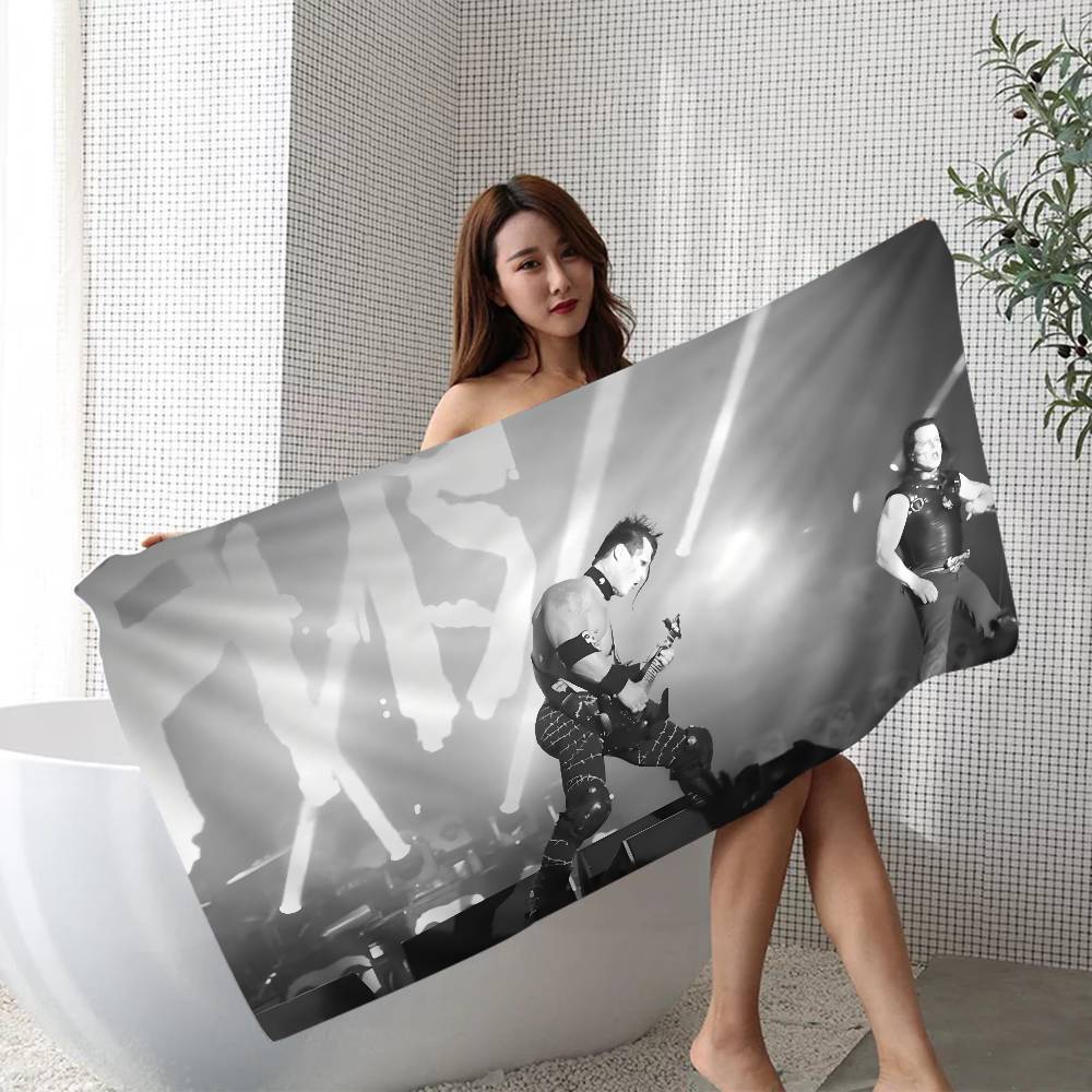 Punk Band M-Misfits Bath Towel Microfiber Soft Water Absorbing Breathable For Girl Kids Decorative Cartoon Beach Towel
