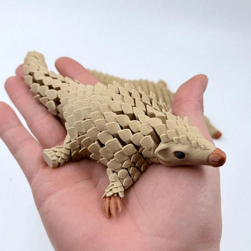 3D Printed Toy Pangolin Decorative Mini Statue Model Desktop Ornament and Collectible Family Decoration
