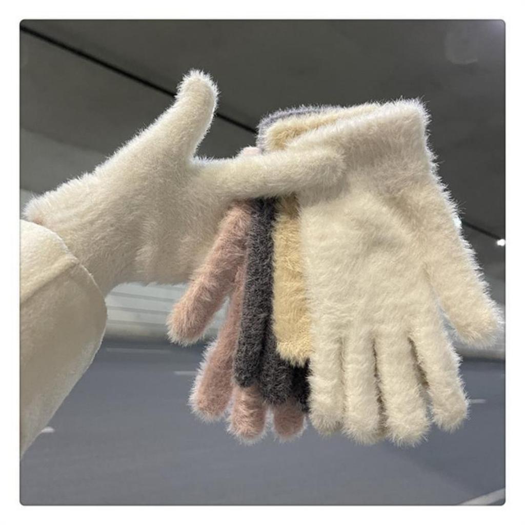 Cycling Imitation Rabbit Fur Plush Gloves for Women, New Autumn and Winter with Plush Insulation, Cute and Divided Finger Cold Resistant Gloves