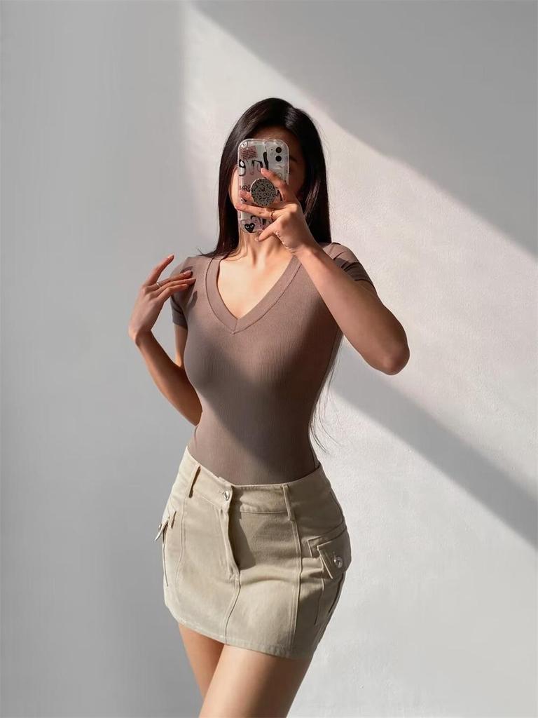 Trendy Women's V-Neck Short-Sleeve Open Crotch Bodysuit Jumpsuit